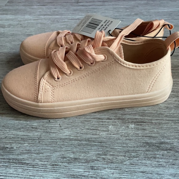 Shoes - Picture 3 of 3